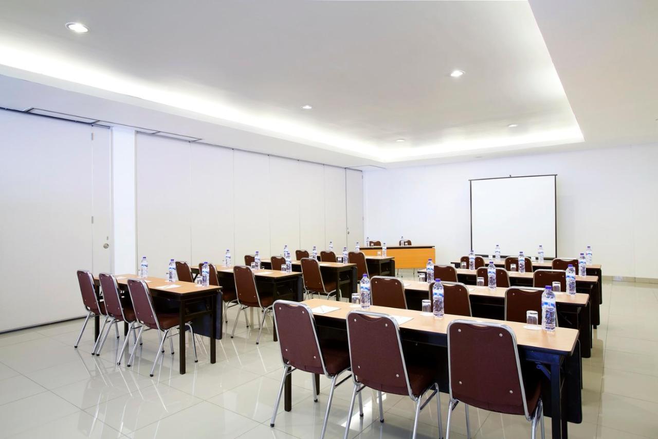 Amaris Hotel La Codefin Kemang Jakarta Ngoại thất bức ảnh