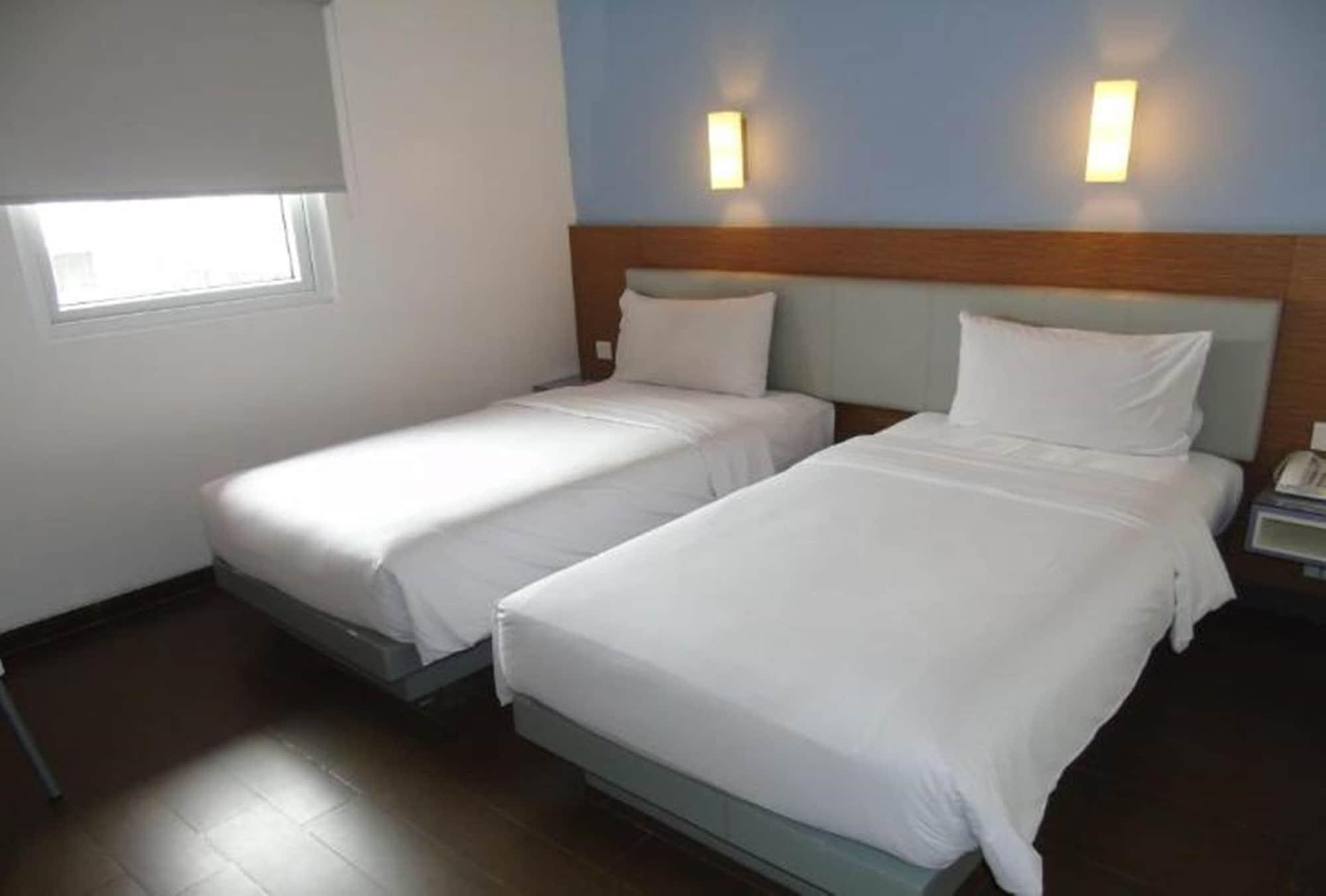 Amaris Hotel La Codefin Kemang Jakarta Ngoại thất bức ảnh