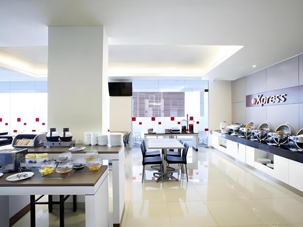 Amaris Hotel La Codefin Kemang Jakarta Ngoại thất bức ảnh
