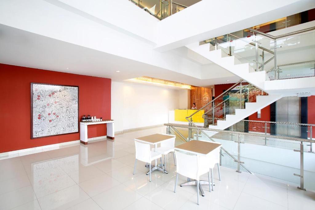 Amaris Hotel La Codefin Kemang Jakarta Ngoại thất bức ảnh
