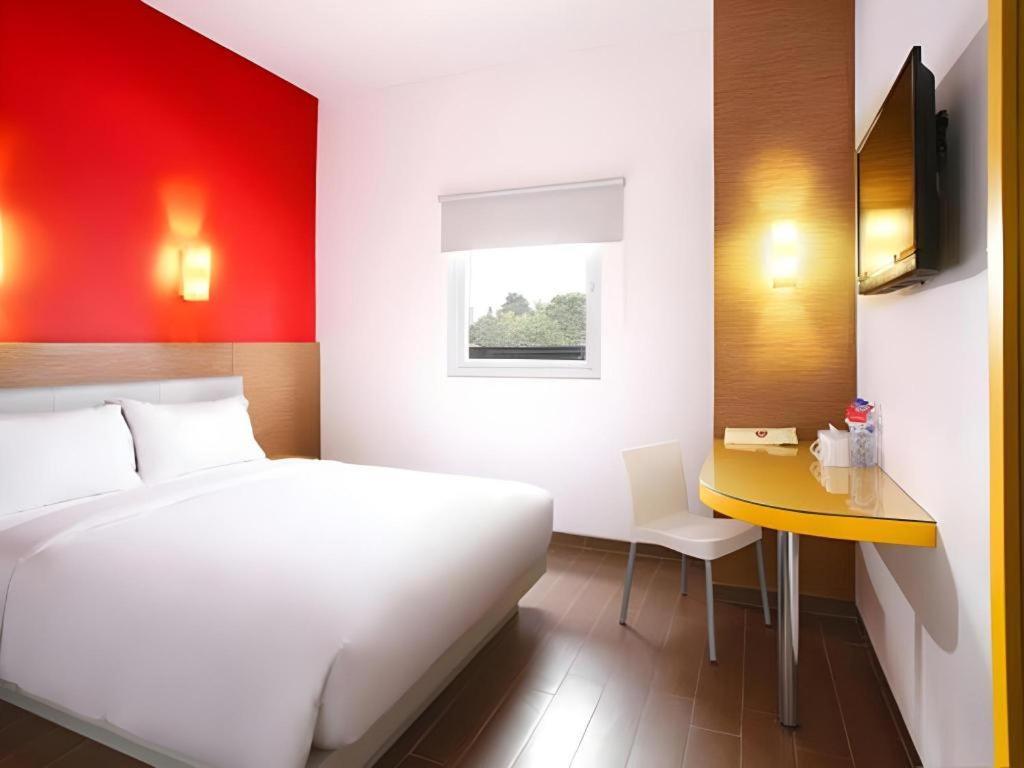 Amaris Hotel La Codefin Kemang Jakarta Ngoại thất bức ảnh