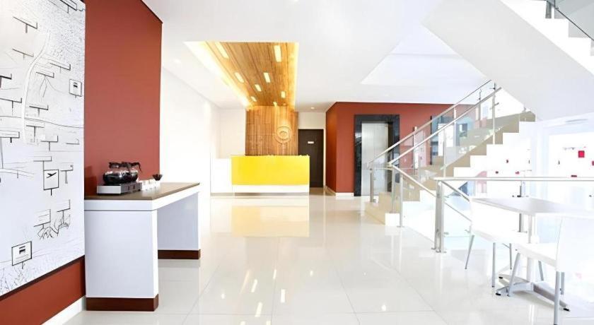 Amaris Hotel La Codefin Kemang Jakarta Ngoại thất bức ảnh