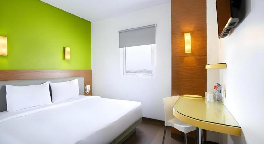 Amaris Hotel La Codefin Kemang Jakarta Ngoại thất bức ảnh