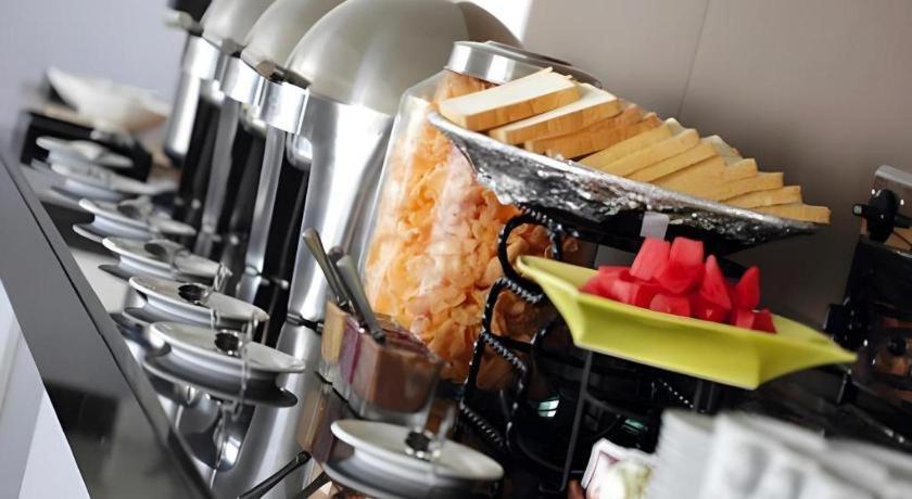 Amaris Hotel La Codefin Kemang Jakarta Ngoại thất bức ảnh